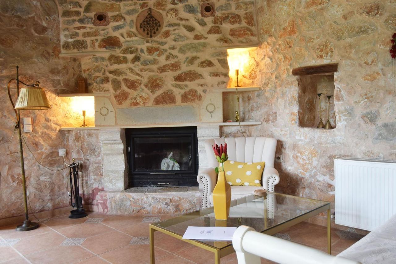 Stone Built Villa Galatia, Poolside & Perfect View Karés 외부 사진