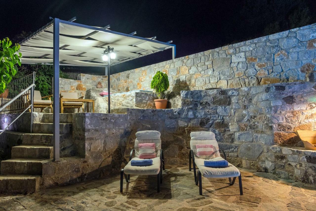 Stone Built Villa Galatia, Poolside & Perfect View Karés 외부 사진