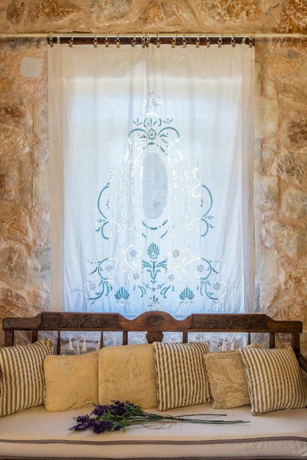 Stone Built Villa Galatia, Poolside & Perfect View Karés 외부 사진